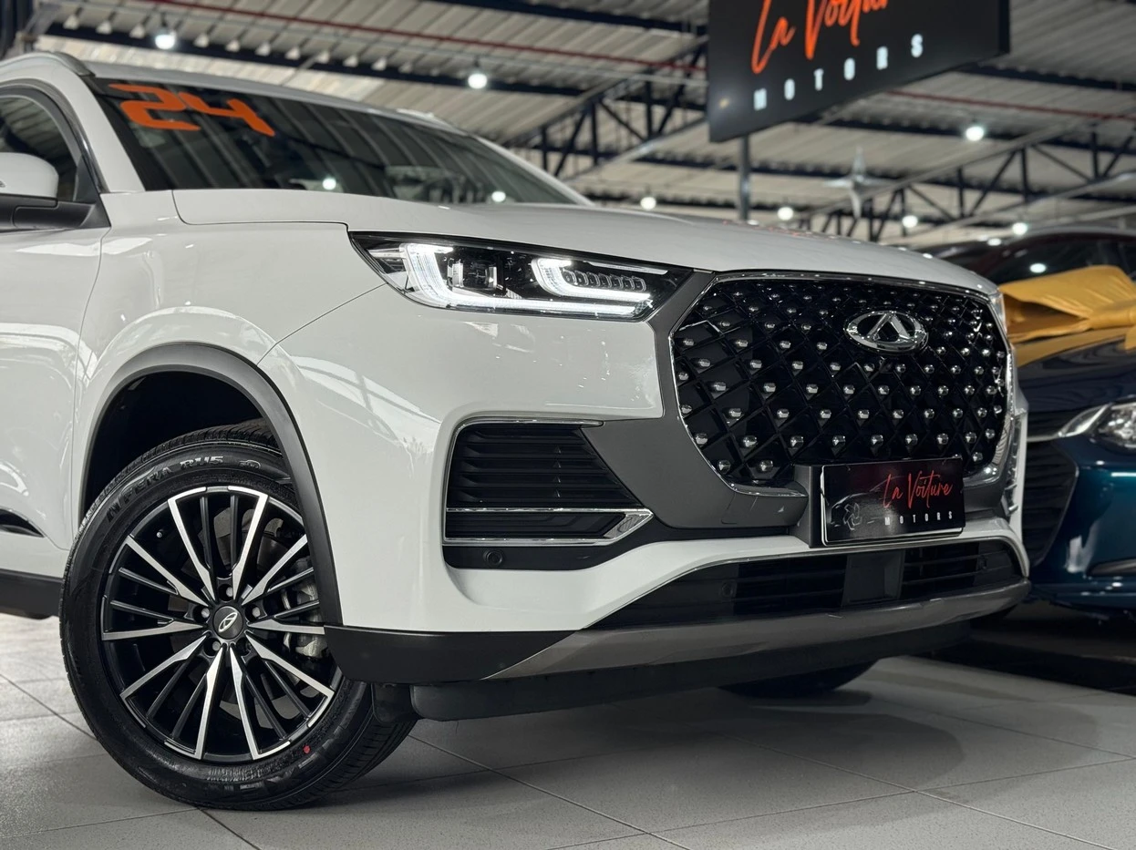 CHERY TIGGO 8