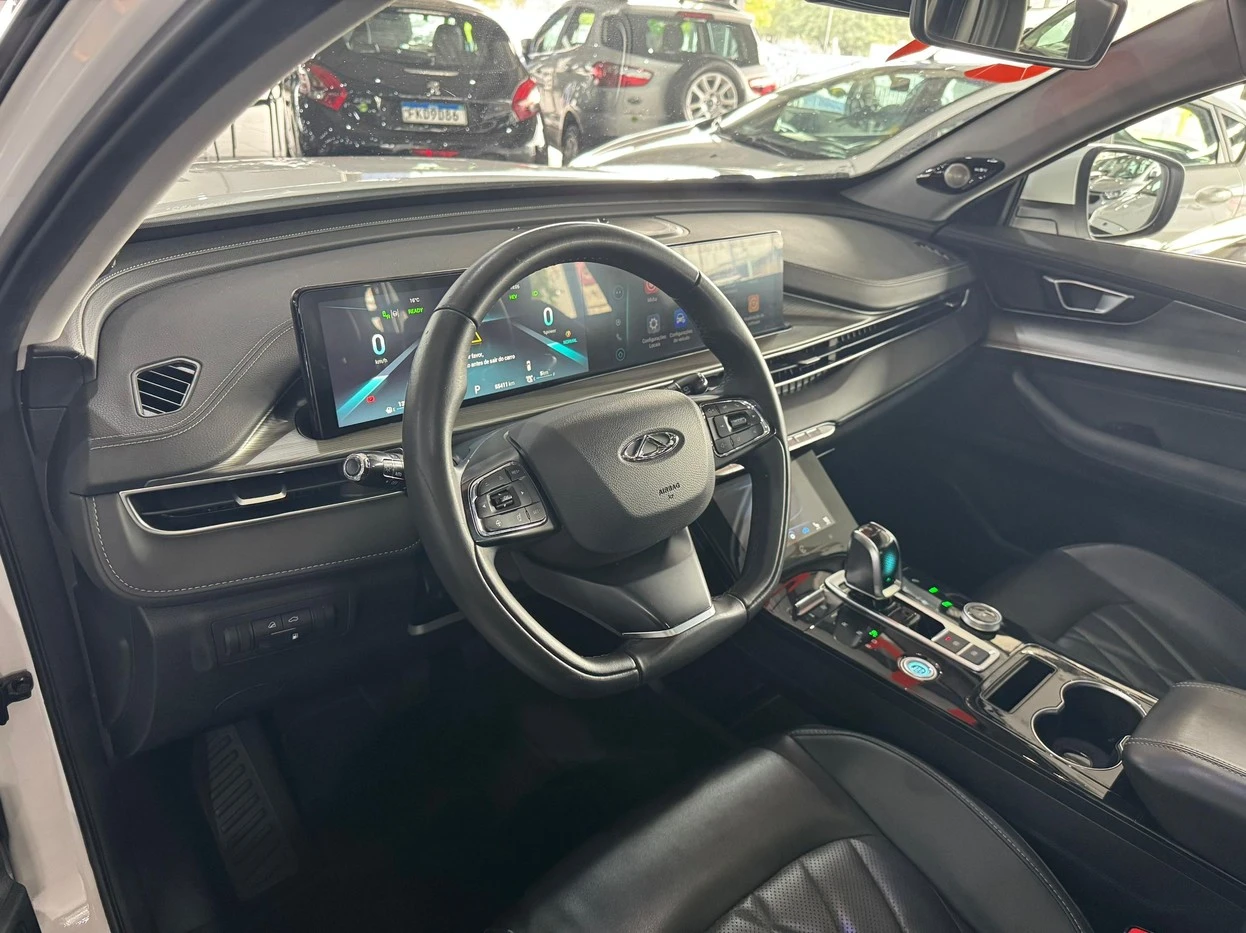 CHERY TIGGO 8
