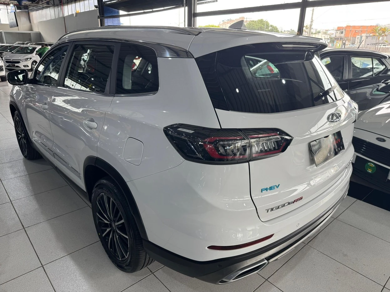 CHERY TIGGO 8