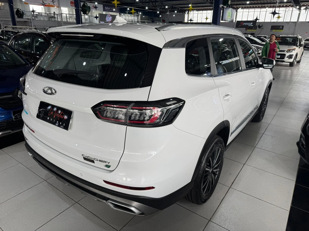 CHERY TIGGO 8