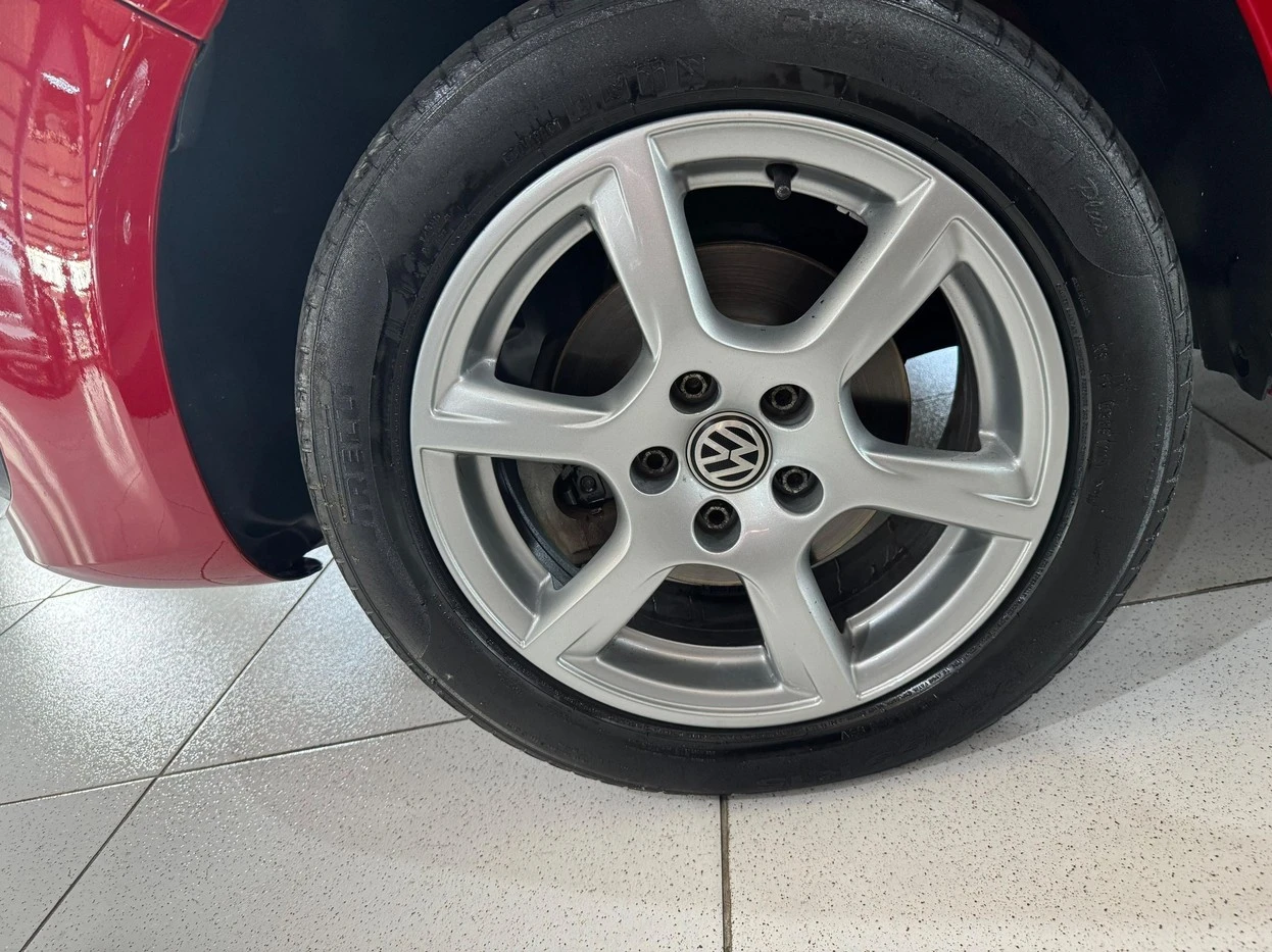 VOLKSWAGEN FOX