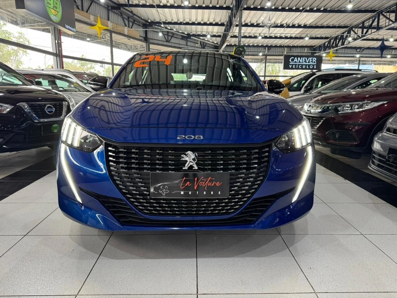 PEUGEOT 208