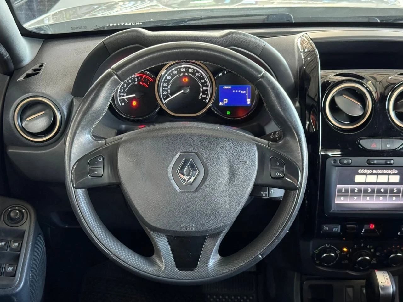 RENAULT DUSTER