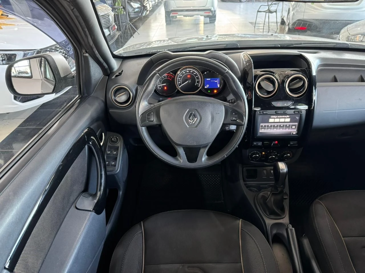 RENAULT DUSTER
