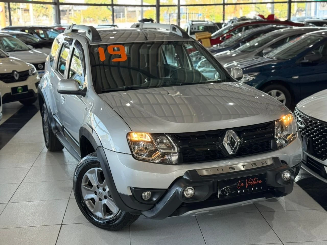RENAULT DUSTER