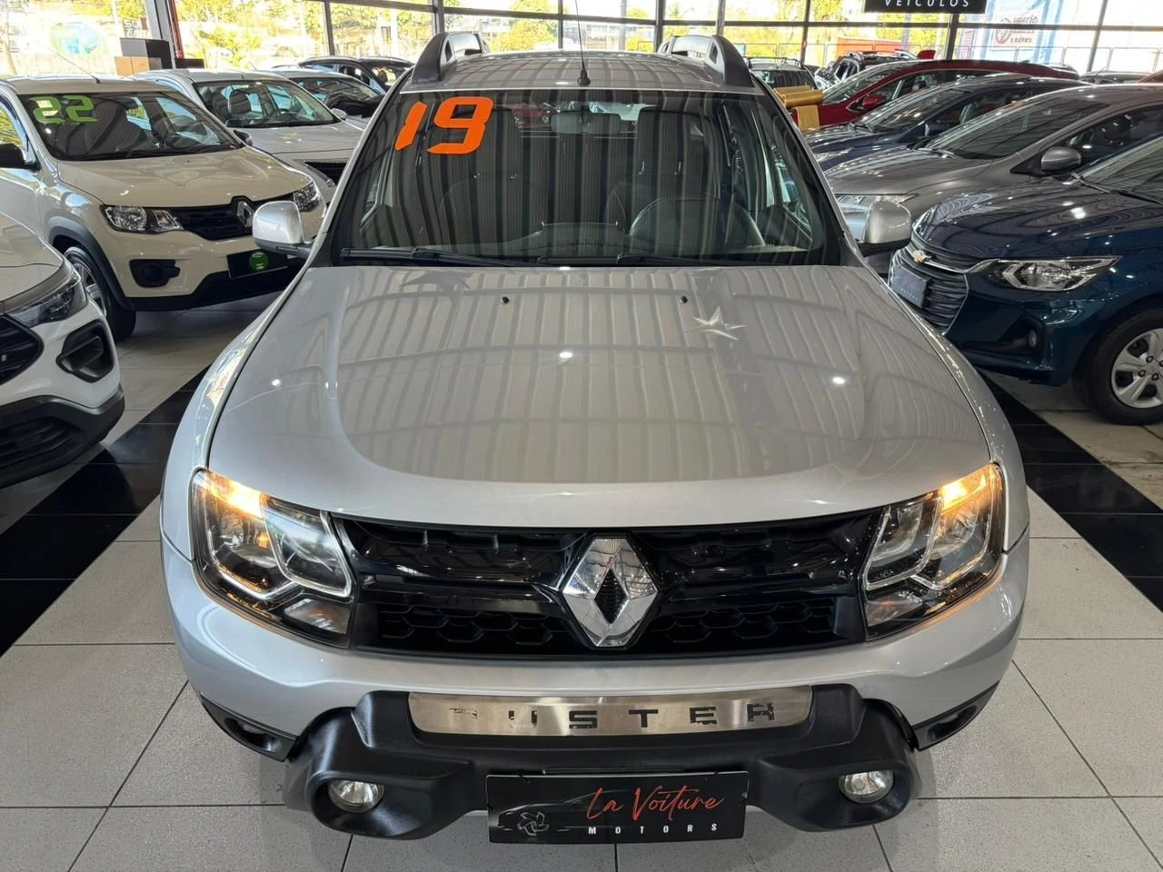 RENAULT DUSTER
