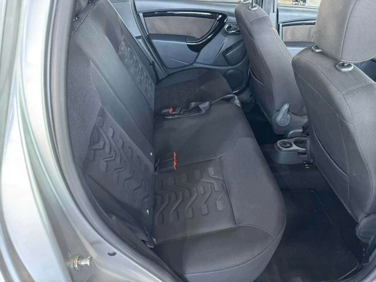 RENAULT DUSTER
