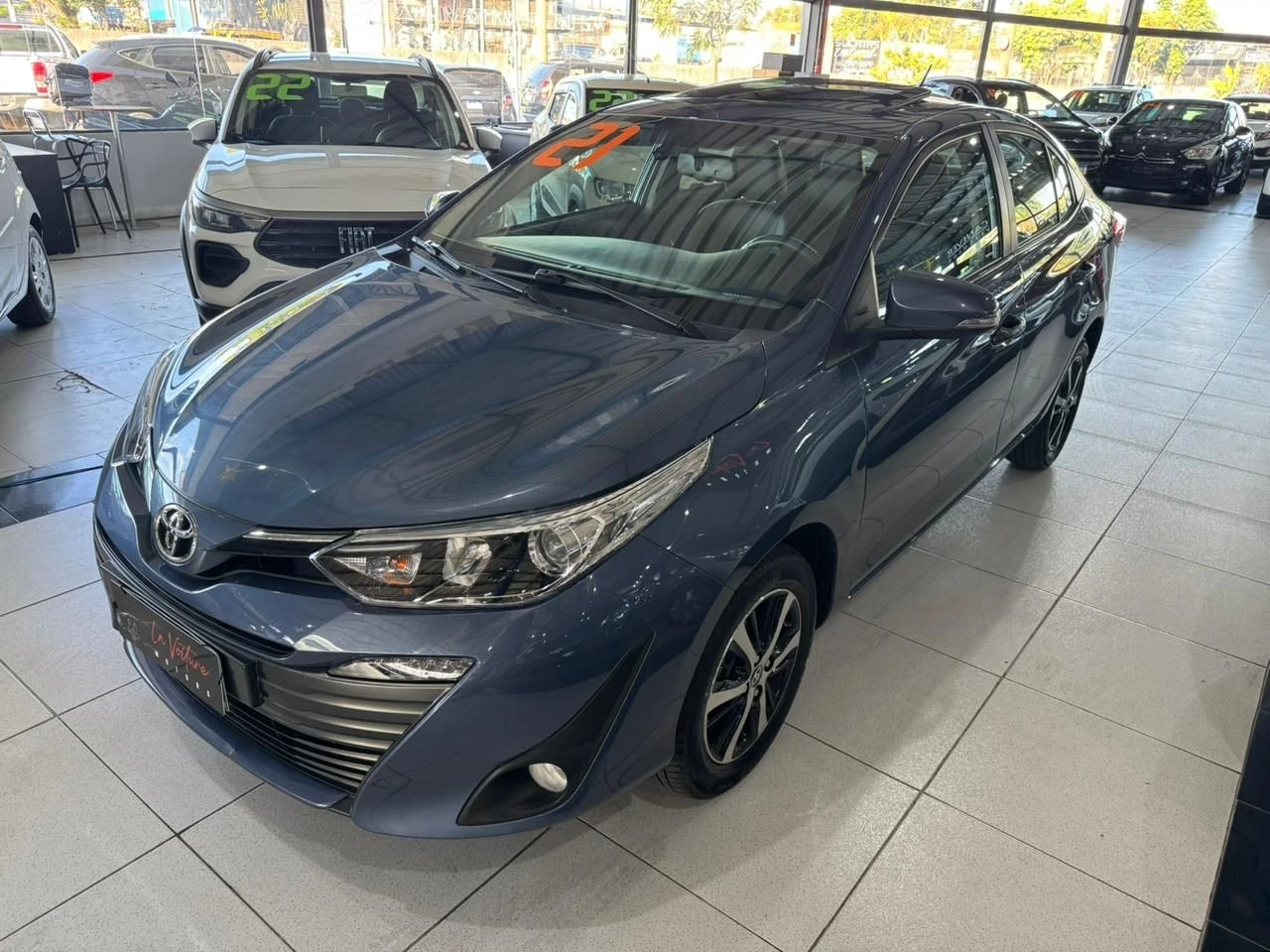 TOYOTA YARIS