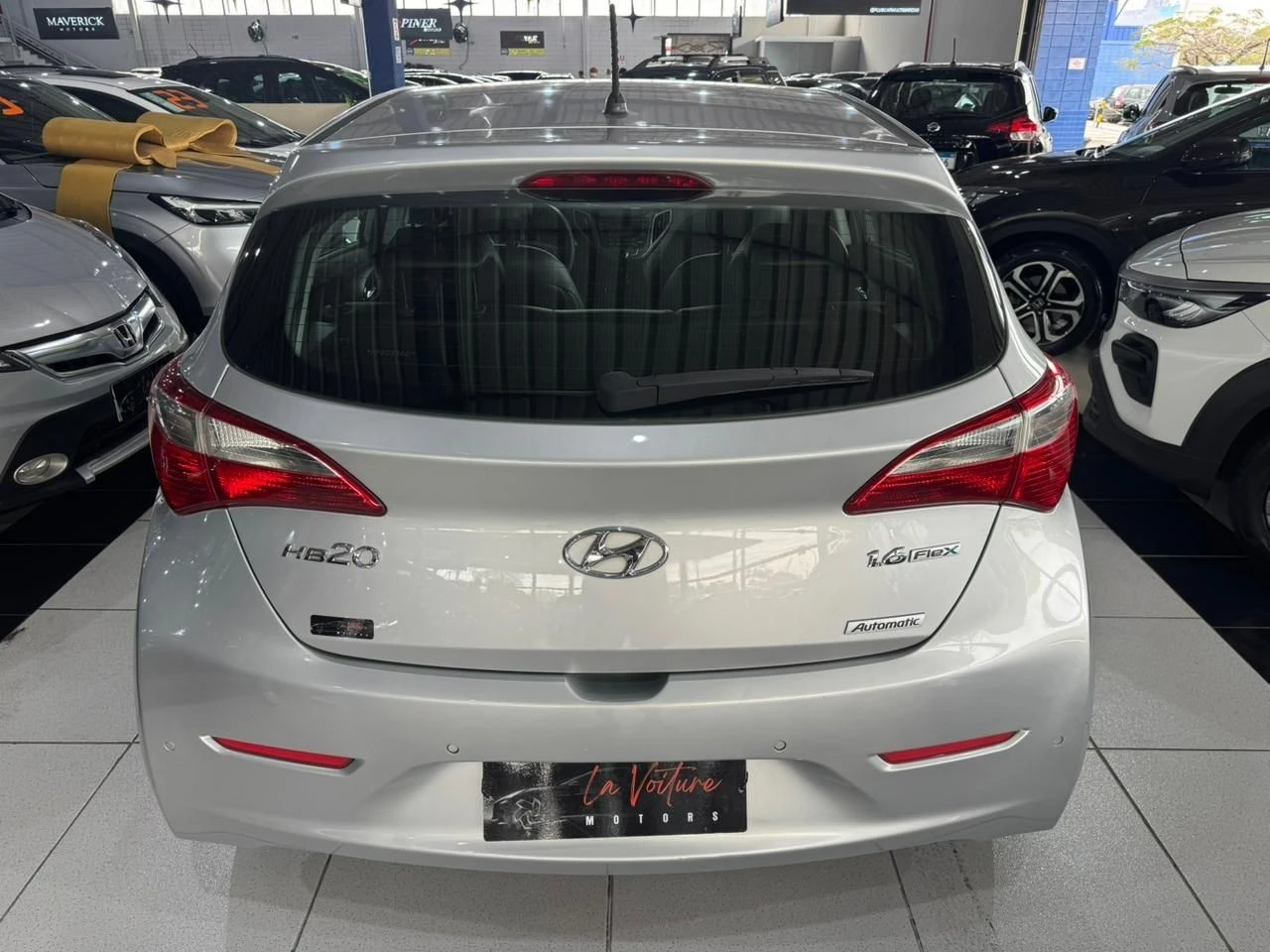 HYUNDAI HB20