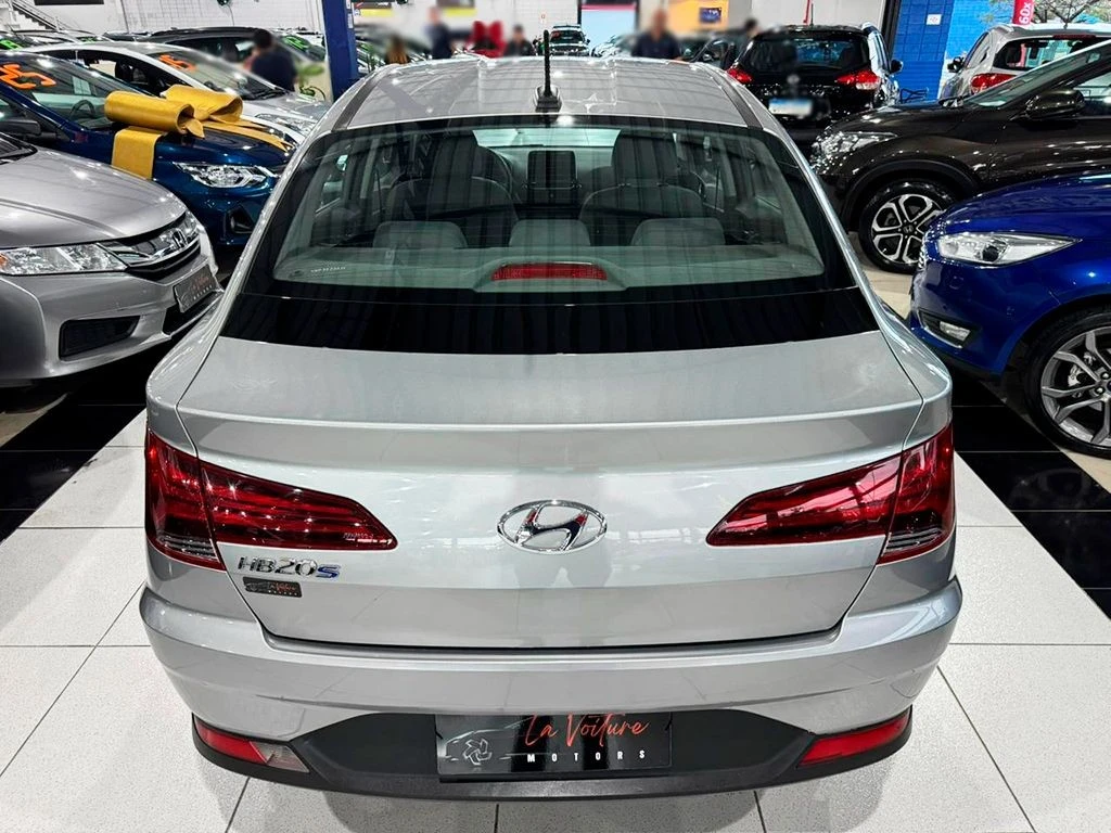 HYUNDAI HB20S