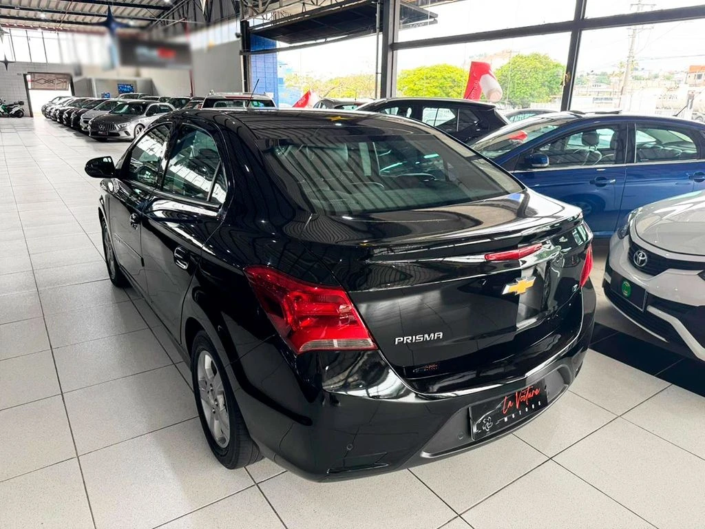 CHEVROLET PRISMA
