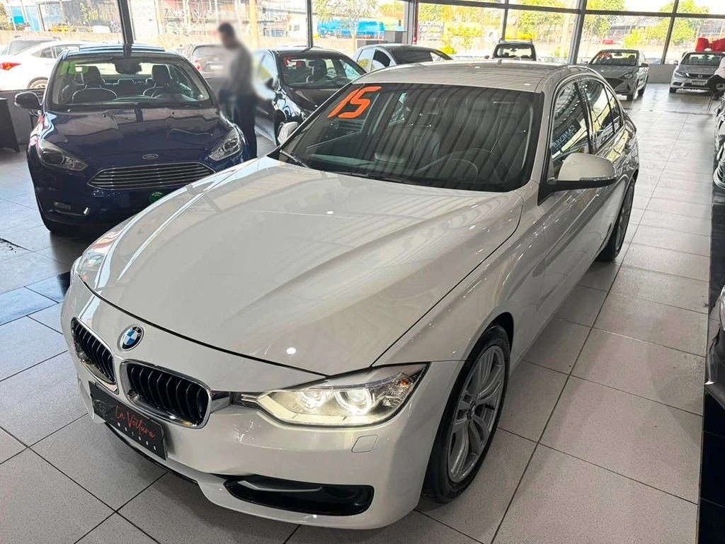 BMW 320i