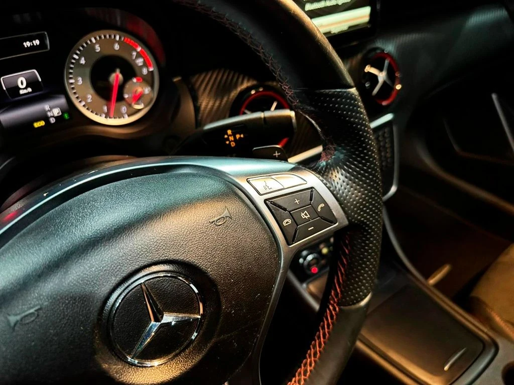 MERCEDES-BENZ A 250