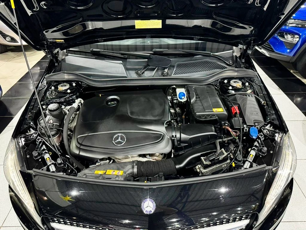 MERCEDES-BENZ A 250