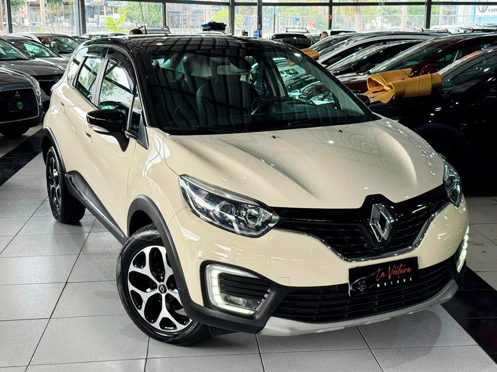 RENAULT CAPTUR