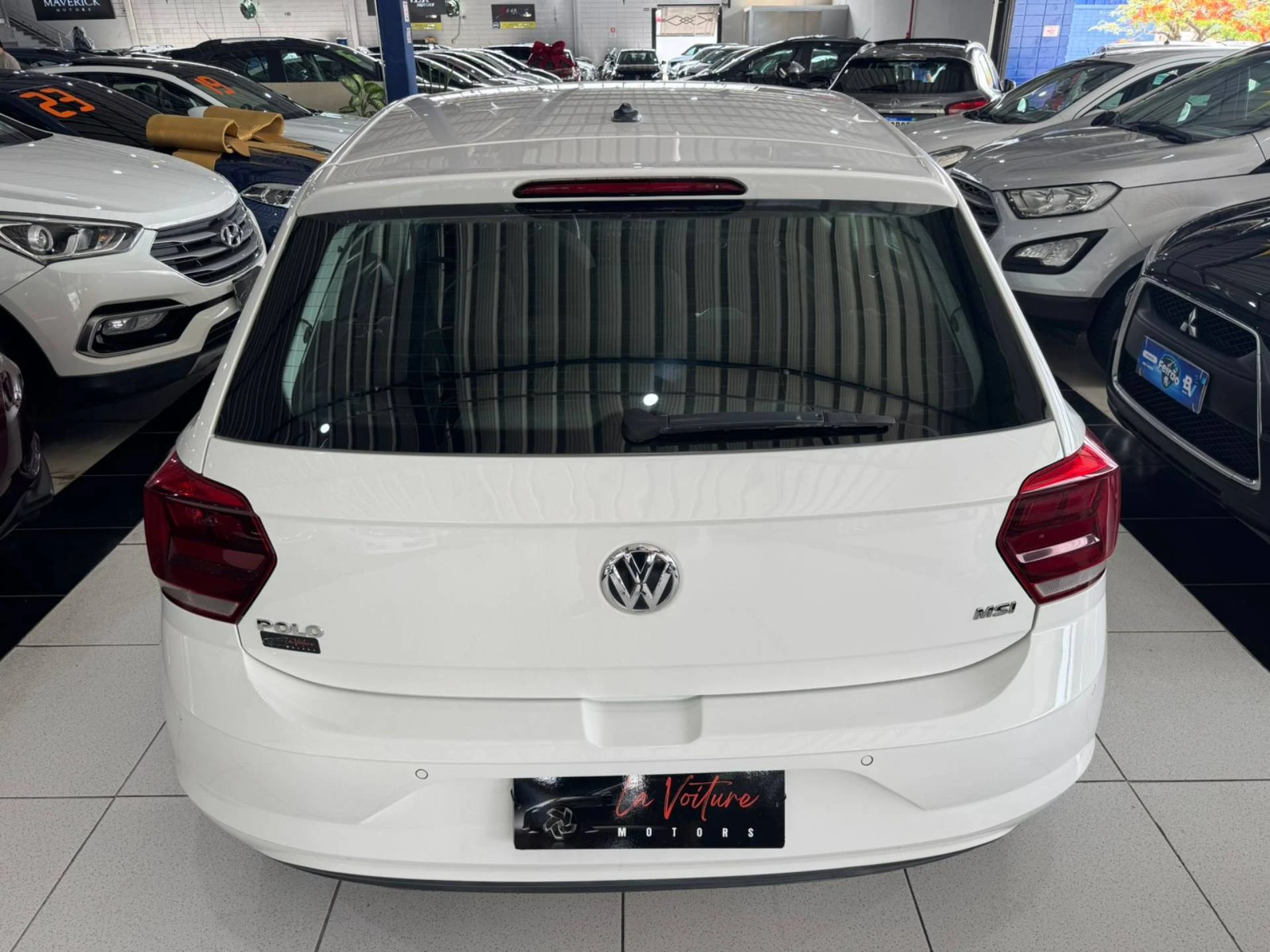 VOLKSWAGEN POLO