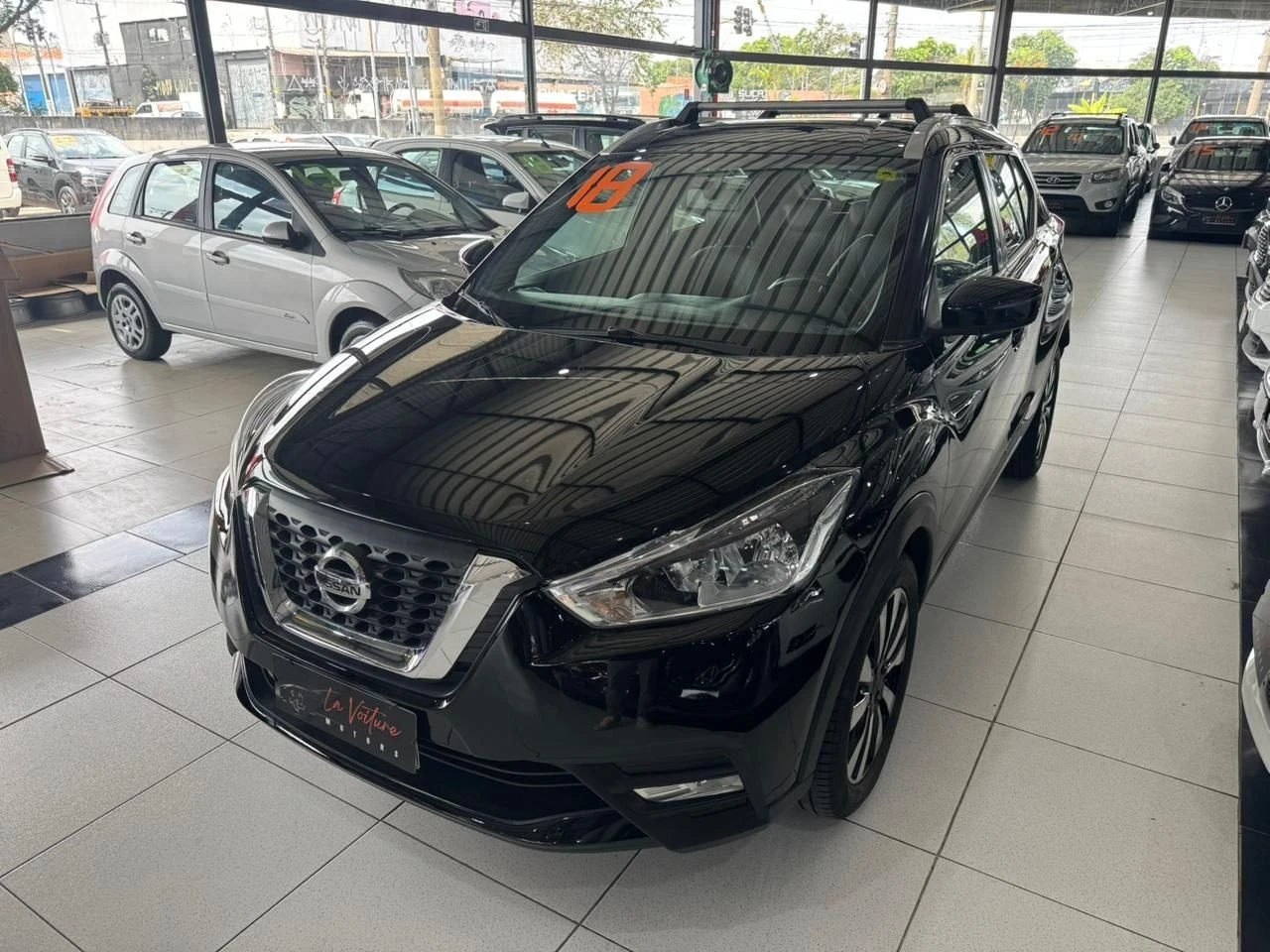 NISSAN KICKS