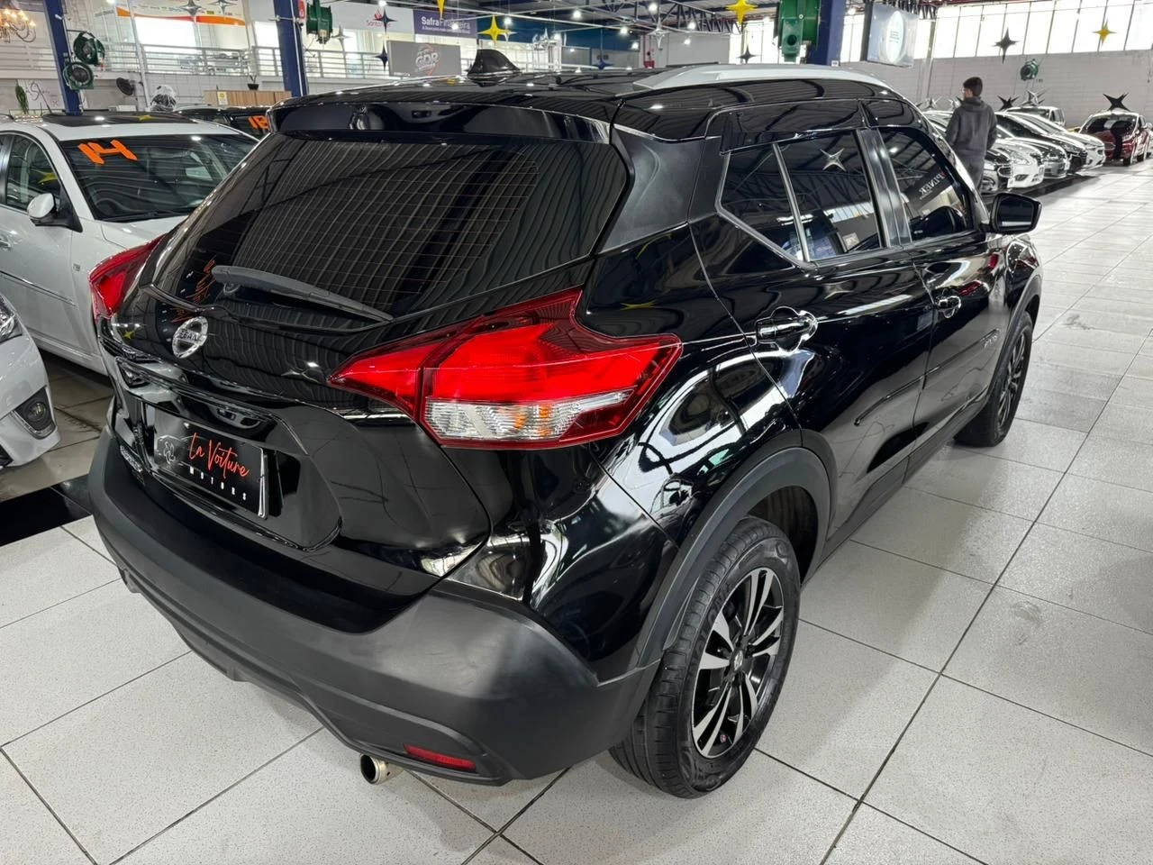 NISSAN KICKS