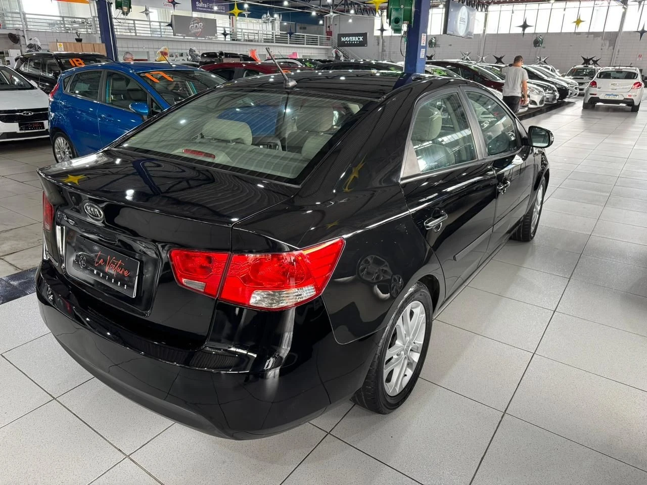 KIA CERATO