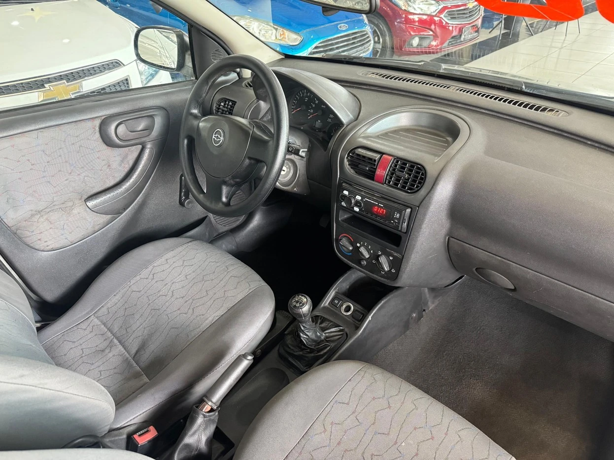 CHEVROLET CORSA