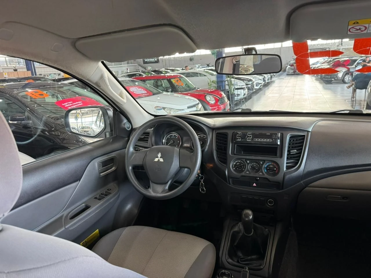 MITSUBISHI L200 TRITON