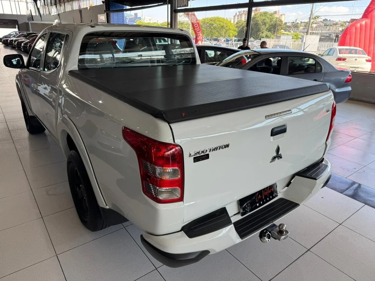 MITSUBISHI L200 TRITON