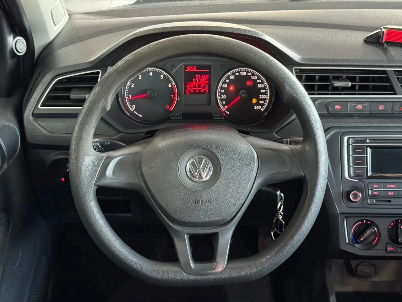 VOLKSWAGEN VOYAGE