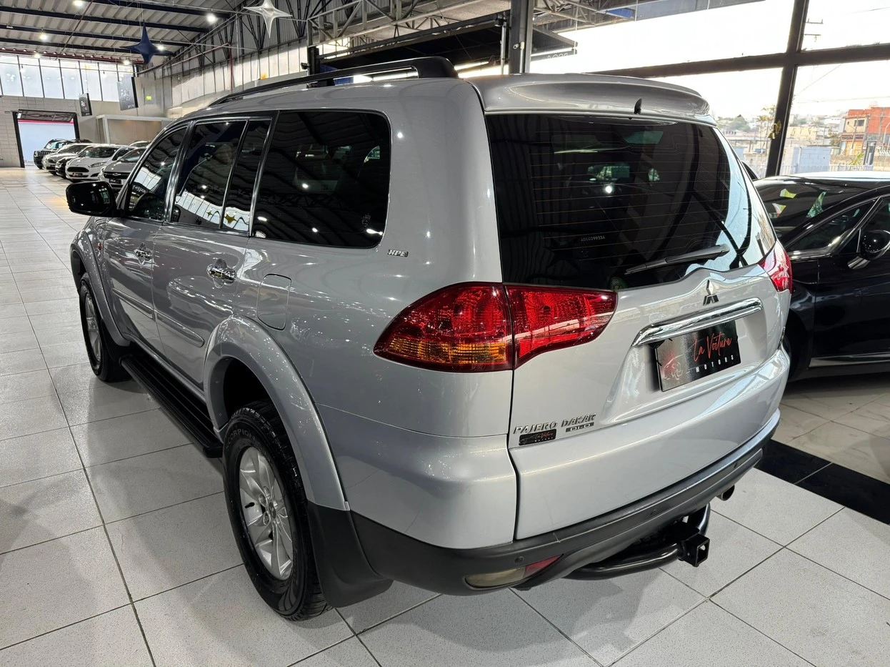MITSUBISHI PAJERO DAKAR