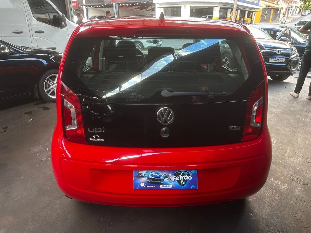 VOLKSWAGEN UP