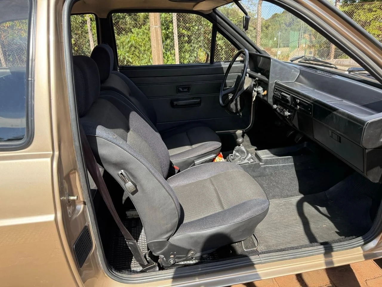 VOLKSWAGEN GOL