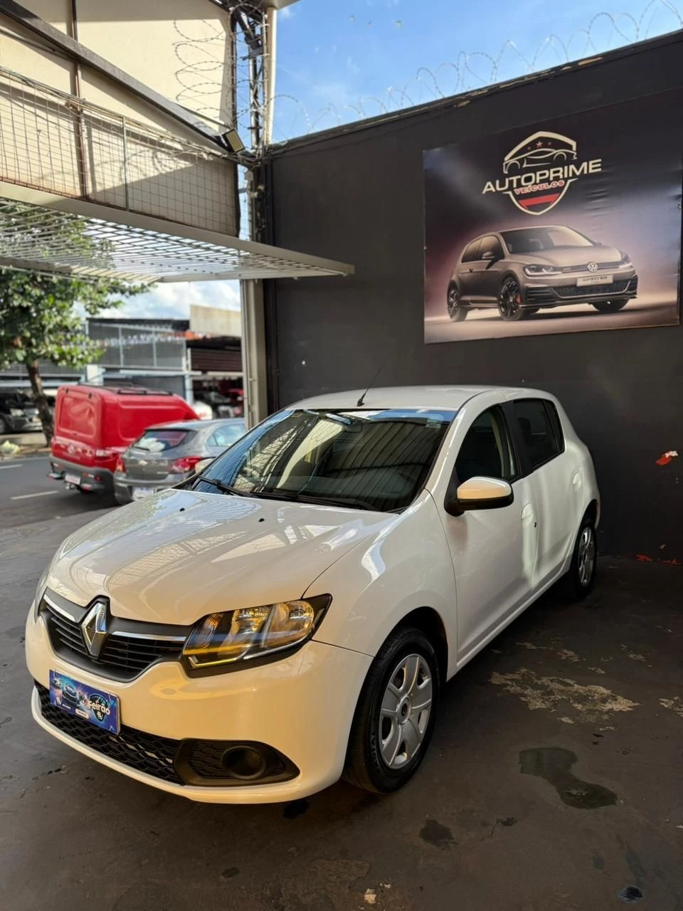 RENAULT SANDERO