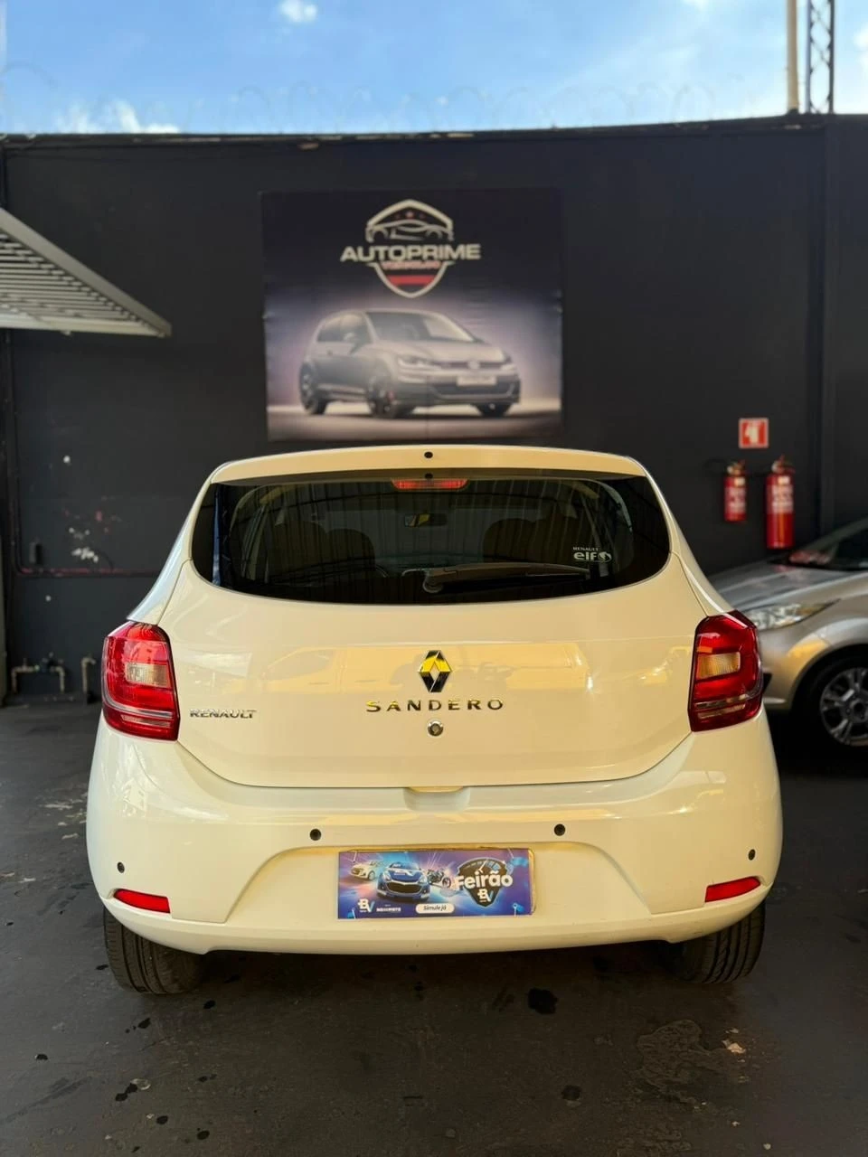 RENAULT SANDERO