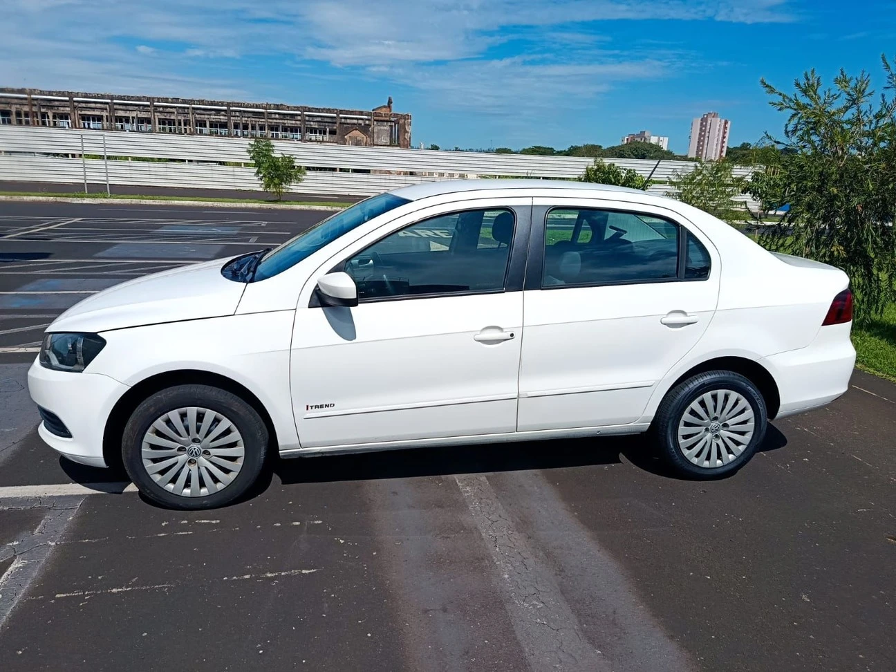 VOLKSWAGEN VOYAGE