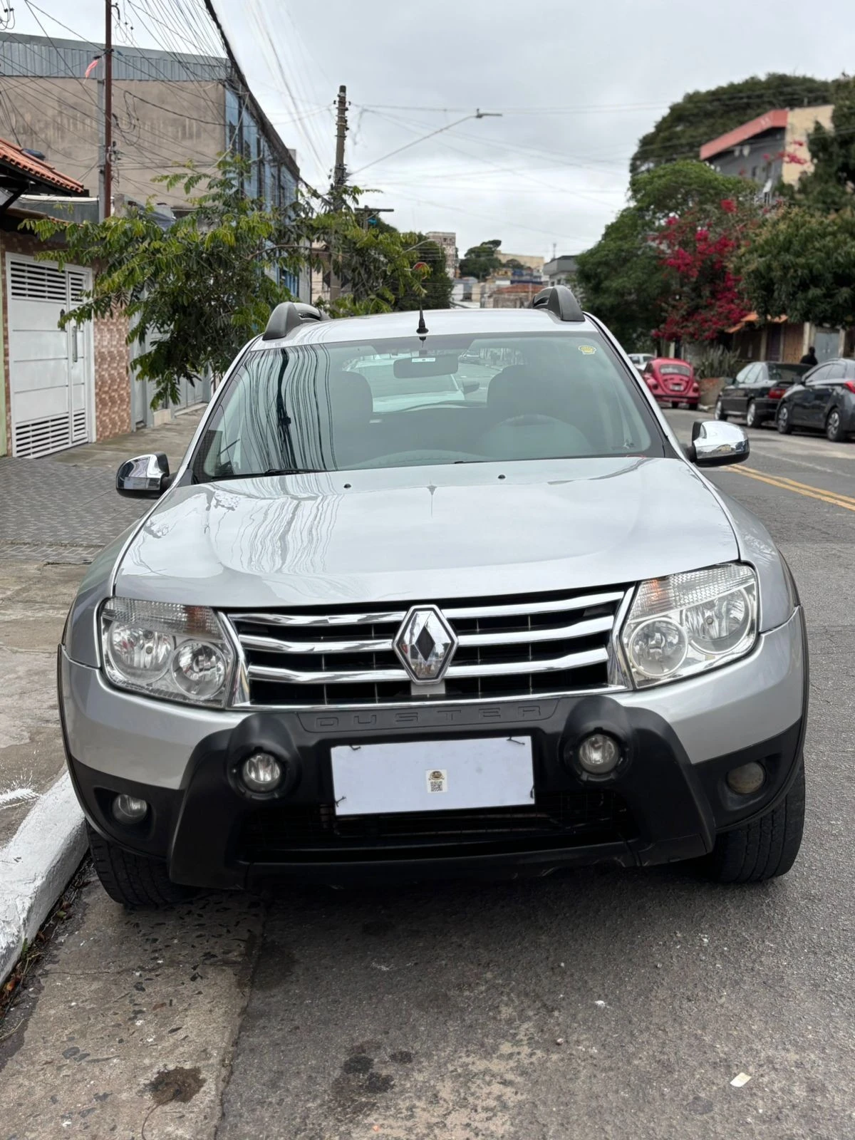 RENAULT DUSTER