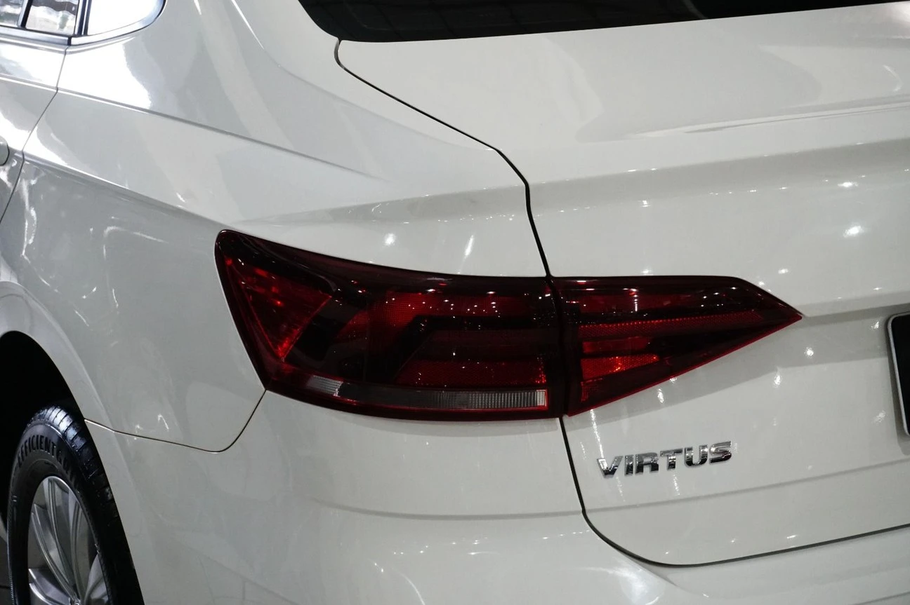 VOLKSWAGEN VIRTUS