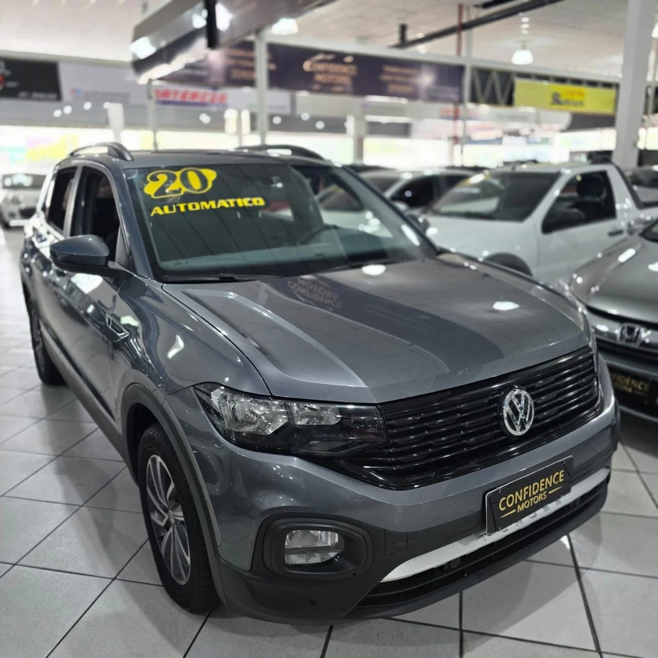 VOLKSWAGEN T-CROSS