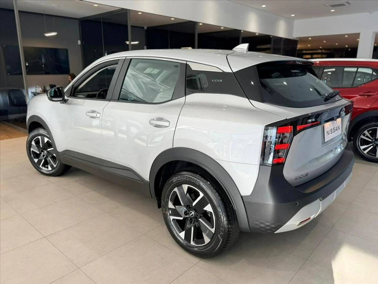 NISSAN KICKS