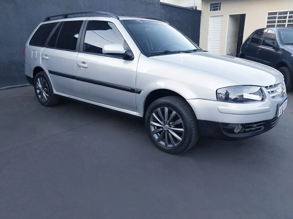 VOLKSWAGEN PARATI