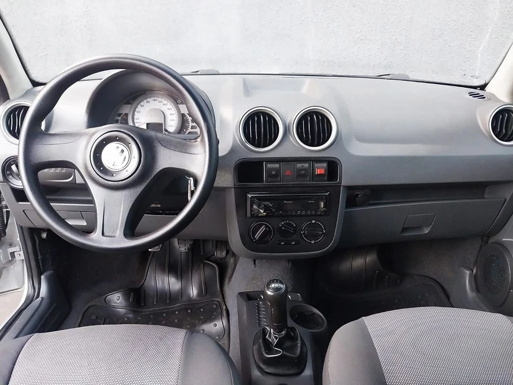 VOLKSWAGEN PARATI