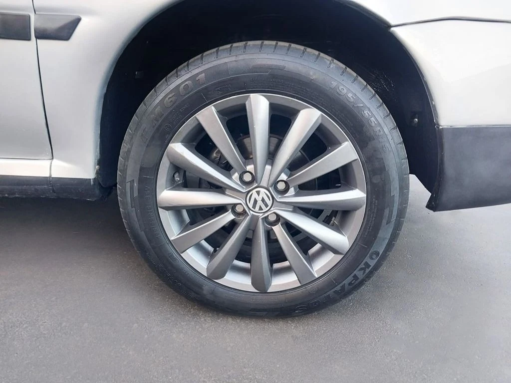 VOLKSWAGEN PARATI