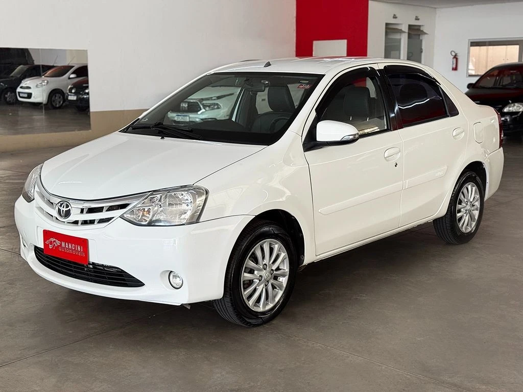 TOYOTA ETIOS