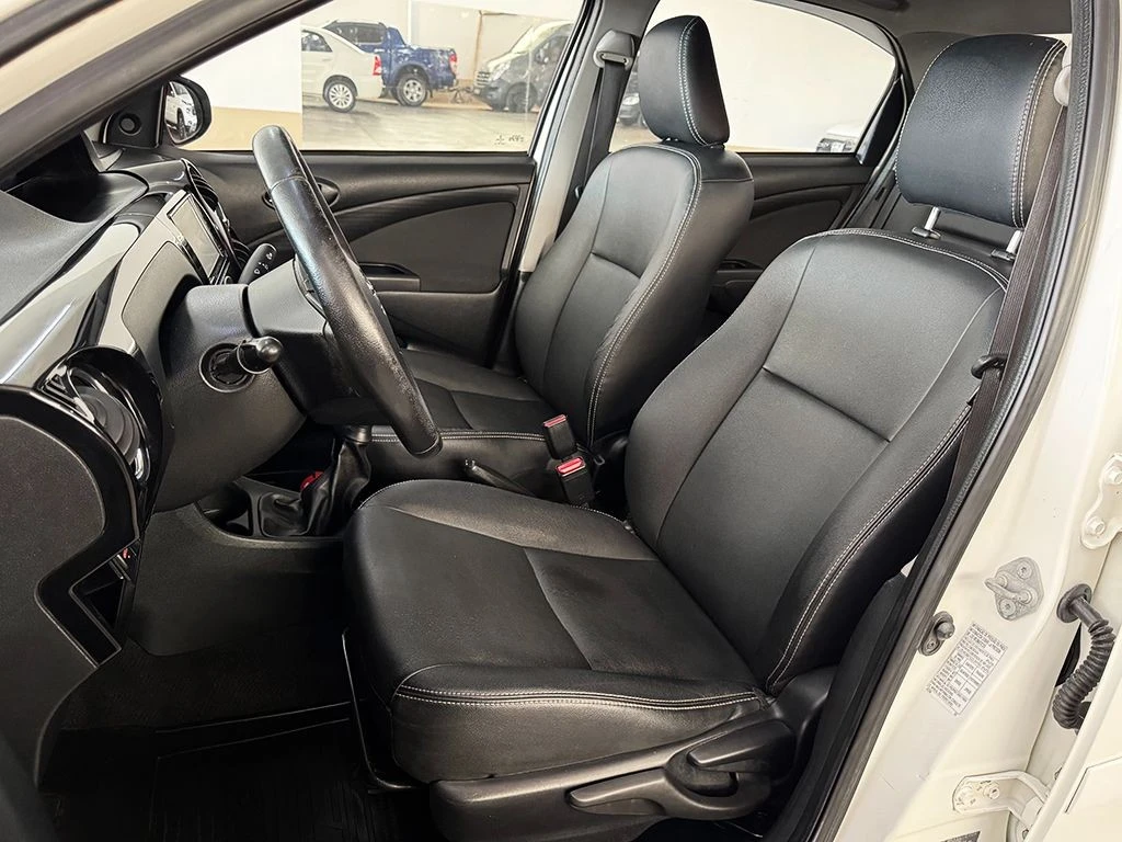 TOYOTA ETIOS