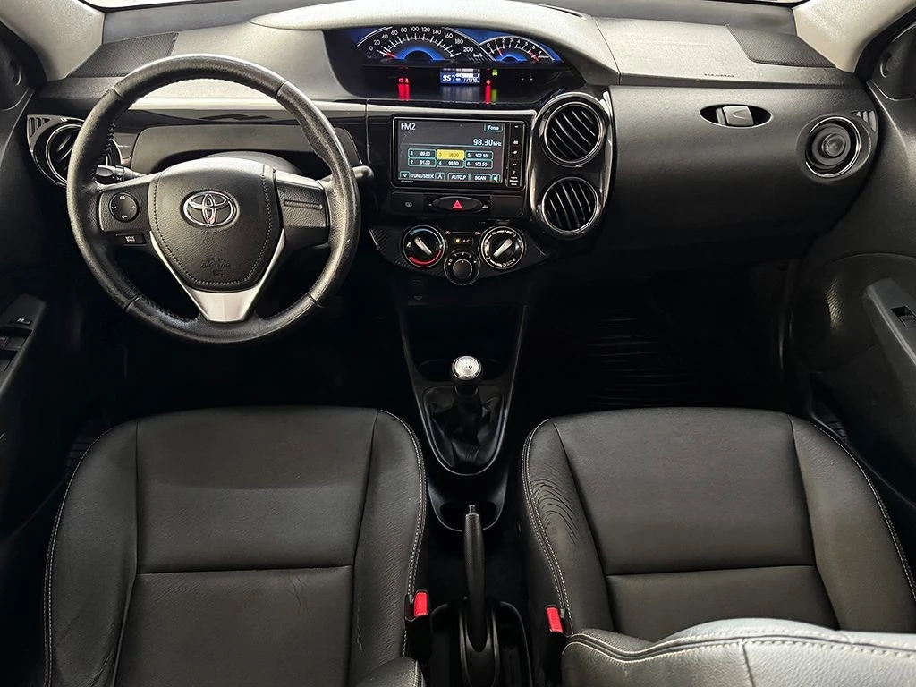 TOYOTA ETIOS