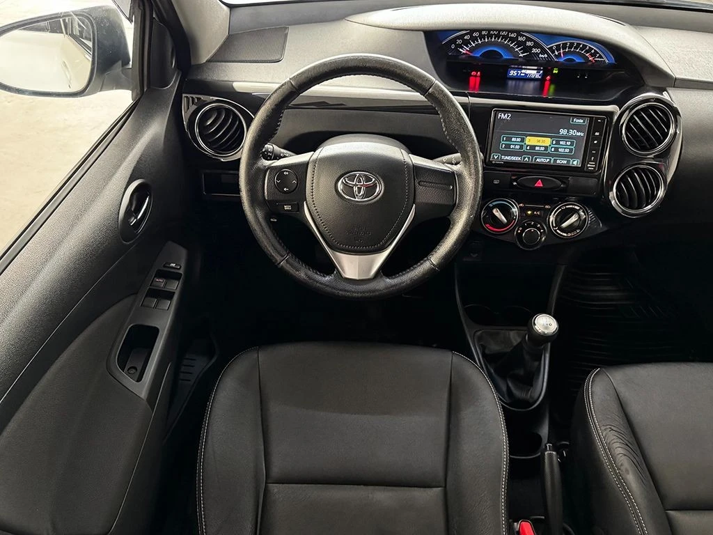 TOYOTA ETIOS