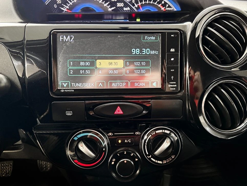 TOYOTA ETIOS