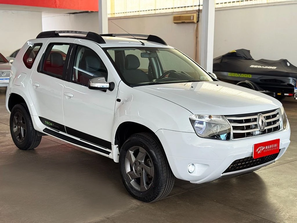 RENAULT DUSTER