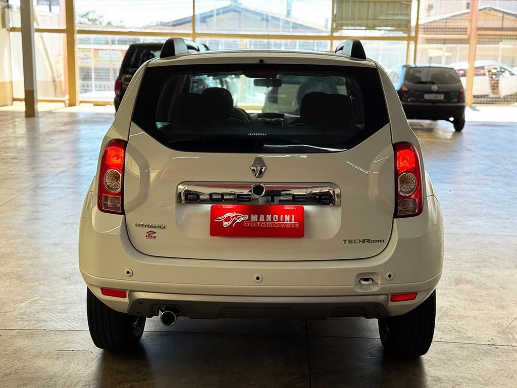 RENAULT DUSTER