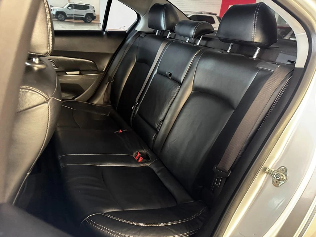 CHEVROLET CRUZE
