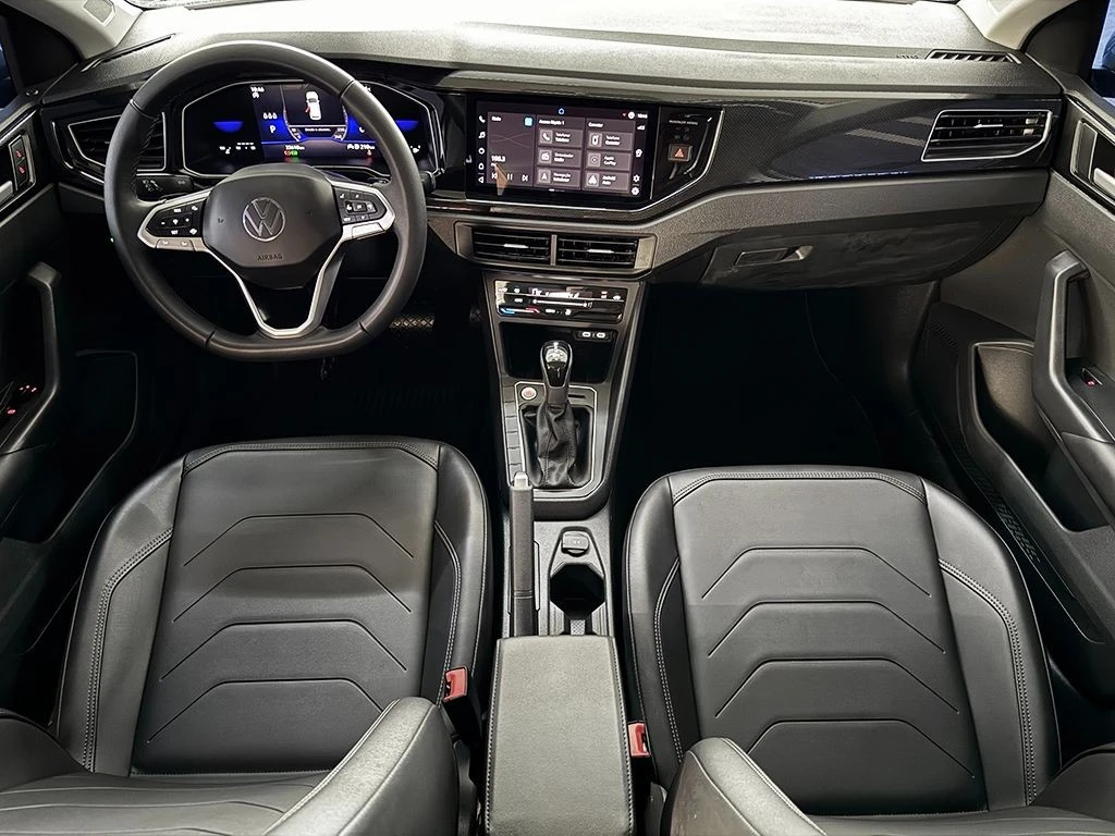 VOLKSWAGEN VIRTUS