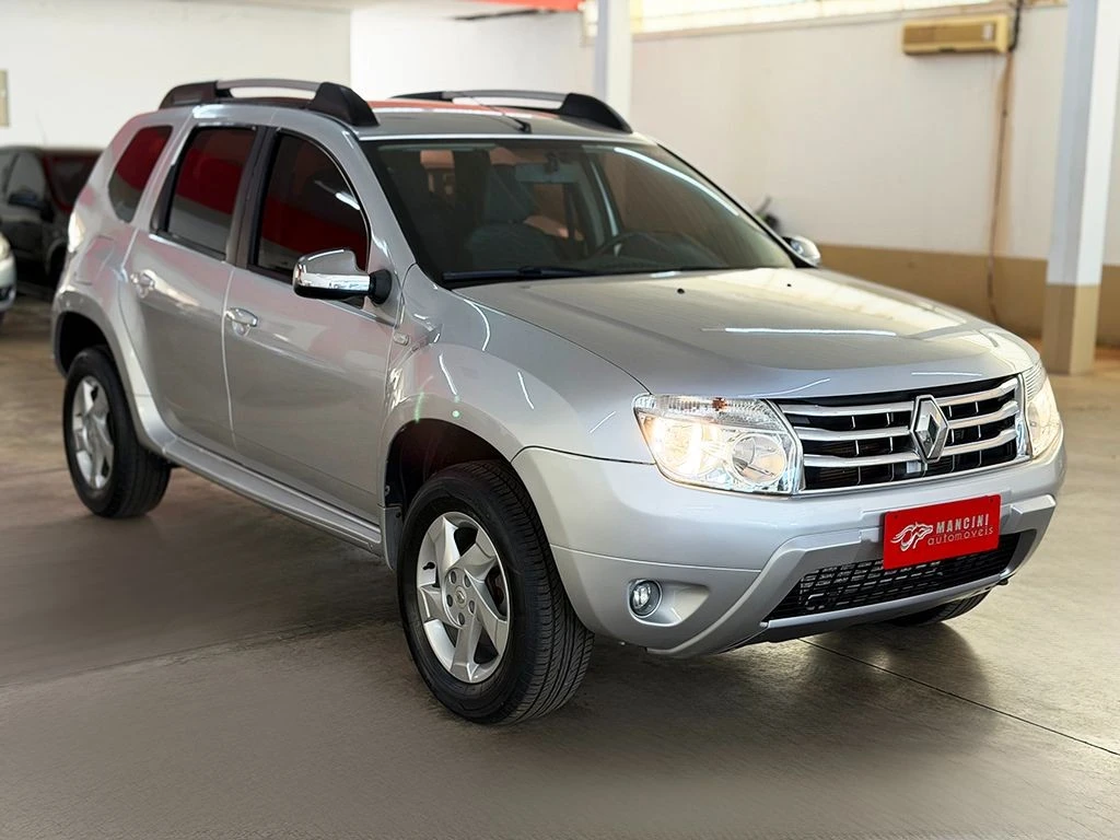 RENAULT DUSTER